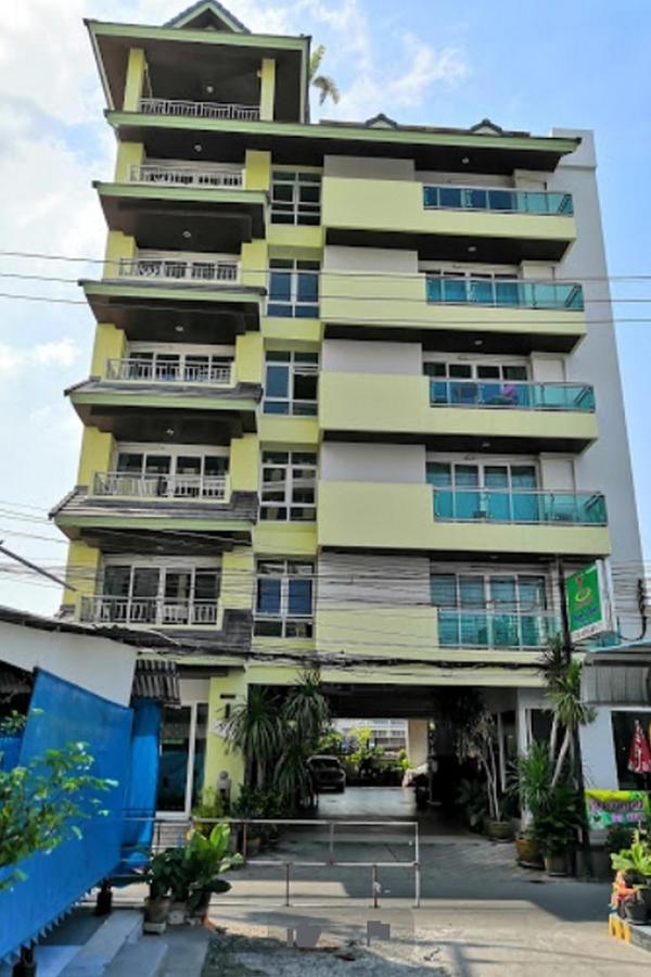 Oyo 1097 Thep Apartment Pattaya Exteriér fotografie