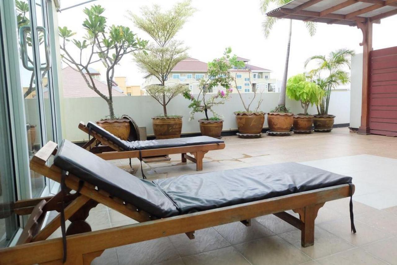 Oyo 1097 Thep Apartment Pattaya Exteriér fotografie